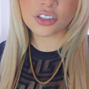 8f5f10d13be5427686a1cefeafe84890.mp4