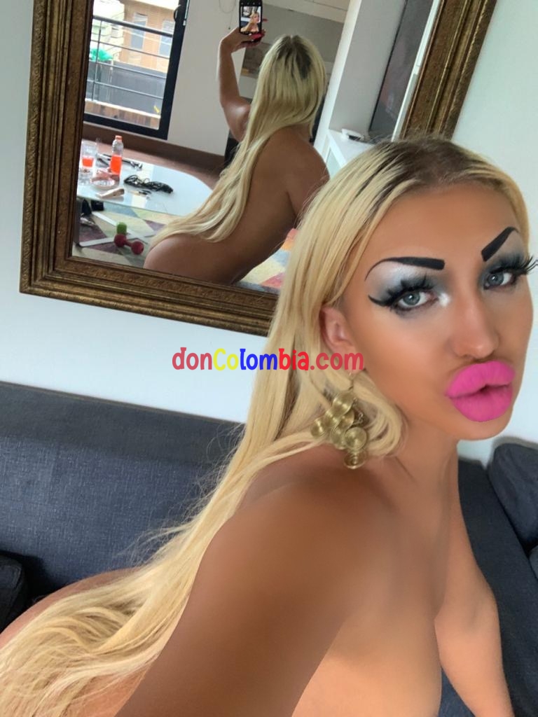 Skylarxtreme slutty makeup